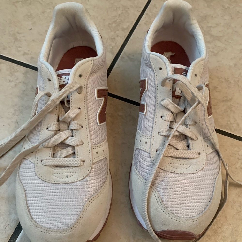 New Balance Tennis shoes - Women size 11